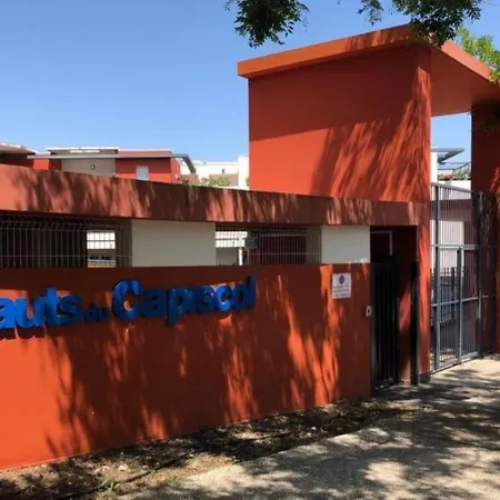 Апартаменты Rdc Avec Terrasse Et Parking Prive