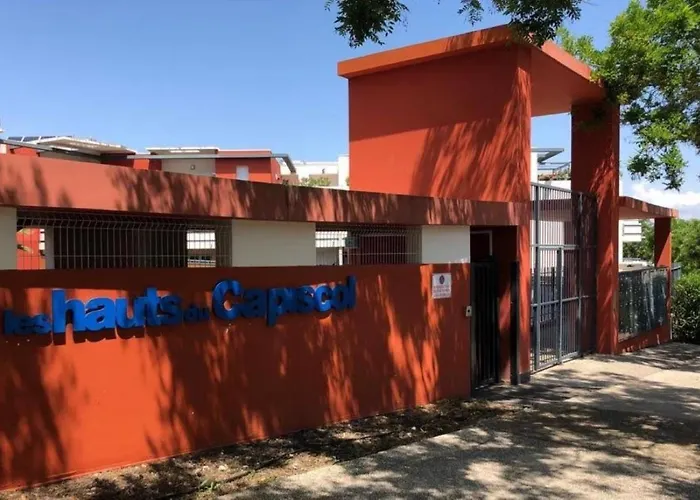 Appartement Rdc Avec Terrasse Et Parking Privé